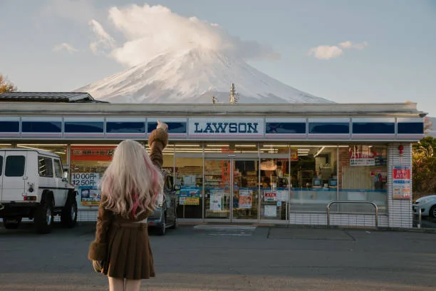 famous fuji lawson